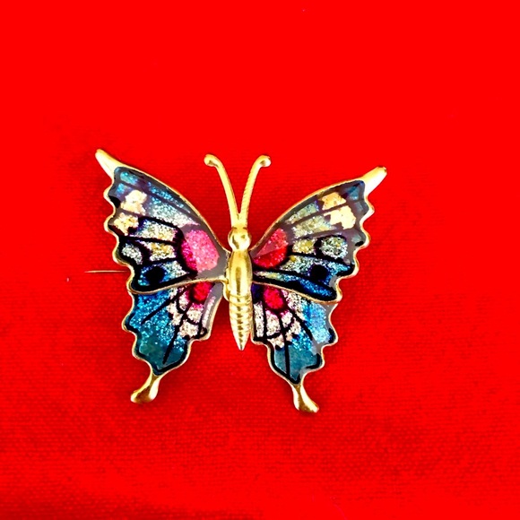 Jewelry - Beautiful colorful butterfly pin. Shiny and gold. Secure clasp on back